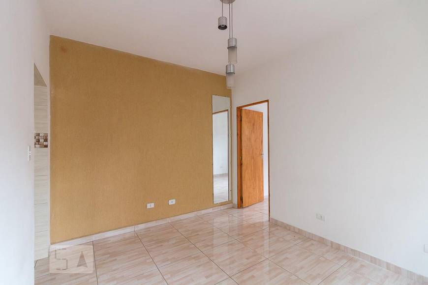 Foto 3 de Casa com 1 Quarto para alugar, 48m² em Picanço, Guarulhos
