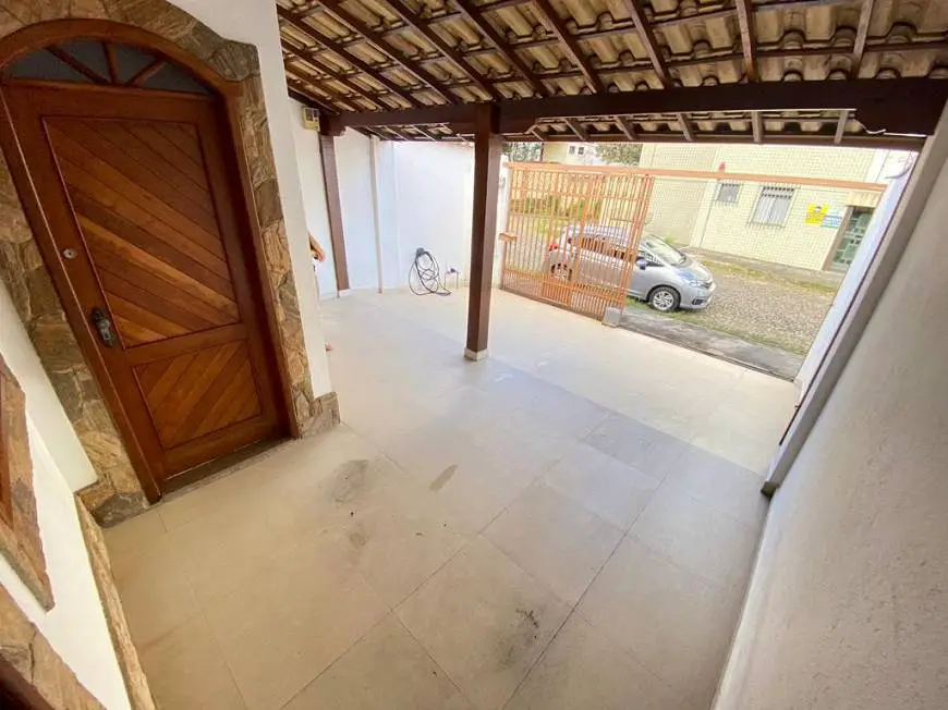 Foto 3 de Casa com 2 Quartos à venda, 180m² em Santa Amélia, Belo Horizonte