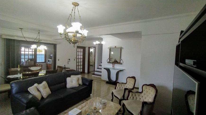 Foto 5 de Casa com 3 Quartos à venda, 248m² em Ipanema, Porto Alegre