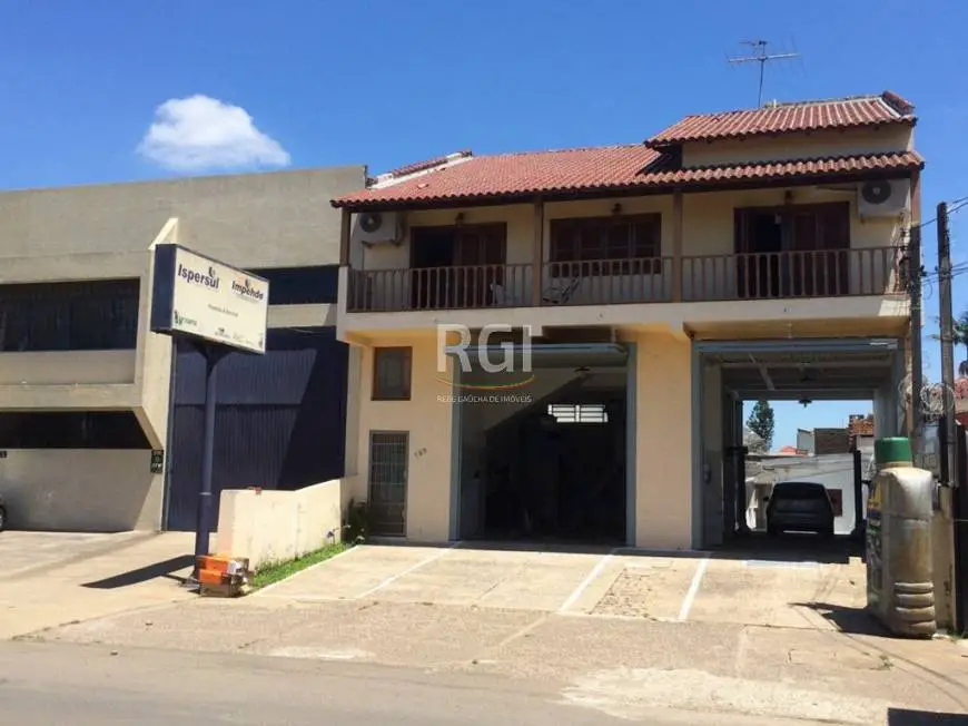 Foto 1 de Casa com 3 Quartos à venda, 399m² em São João, Porto Alegre