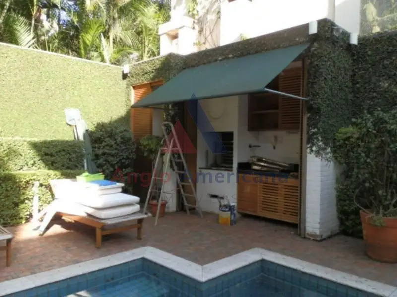 Foto 3 de Casa com 4 Quartos à venda, 550m² em Jardim Europa, São Paulo