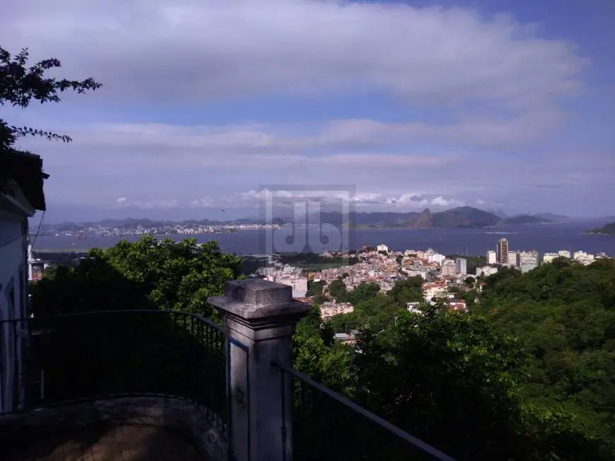 Foto 2 de Casa com 4 Quartos à venda, 500m² em Santa Teresa, Rio de Janeiro