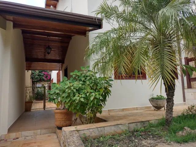 Foto 3 de Casa com 4 Quartos à venda, 386m² em Vila Damiano, Cosmópolis