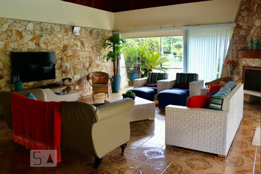 Foto 1 de Casa com 5 Quartos para alugar, 500m² em Enseada, Guarujá