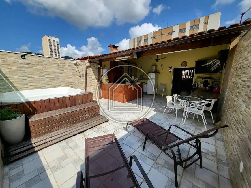 Foto 1 de Casa de Condomínio com 5 Quartos à venda, 480m² em Méier, Rio de Janeiro