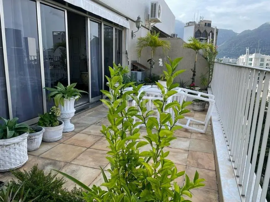 Foto 1 de Cobertura com 2 Quartos à venda, 153m² em Leblon, Rio de Janeiro