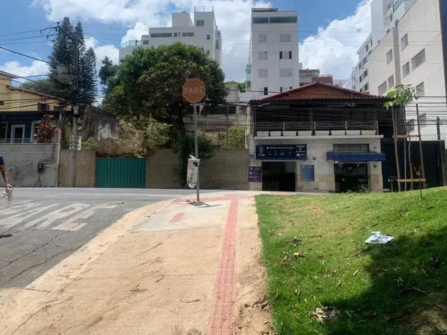 Foto 1 de Lote/Terreno à venda, 360m² em Indaiá, Belo Horizonte