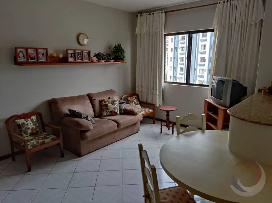 Foto 3 de Apartamento com 1 Quarto à venda, 49m² em Centro, Florianópolis