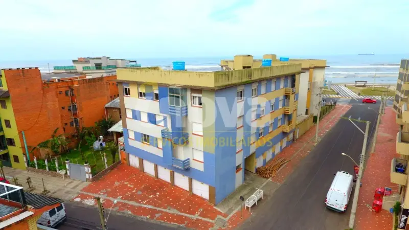 Foto 2 de Apartamento com 1 Quarto à venda, 35m² em Centro, Tramandaí