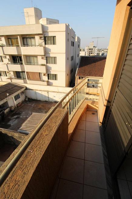 Foto 1 de Apartamento com 1 Quarto à venda, 34m² em Jardim Irajá, Ribeirão Preto