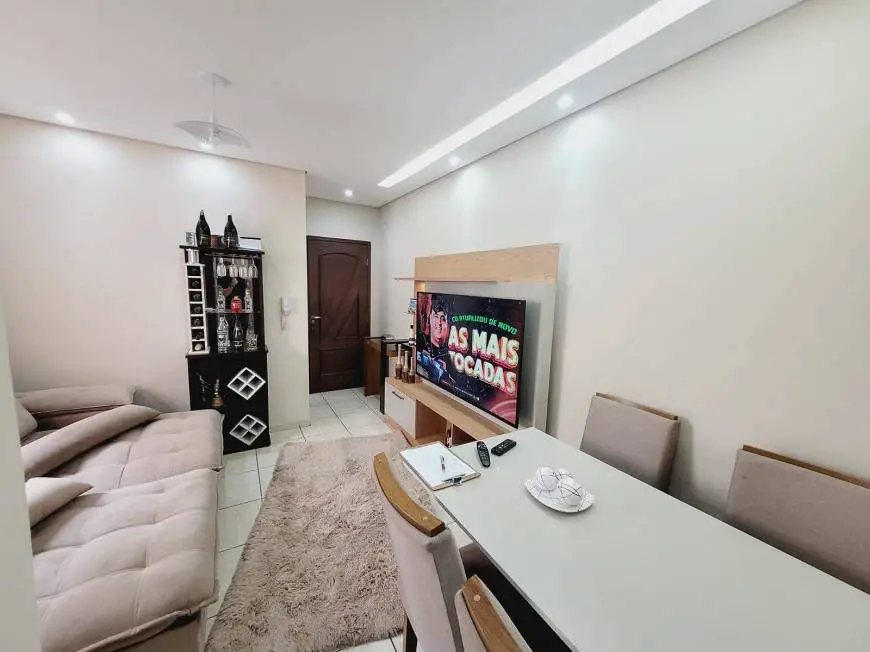Foto 2 de Apartamento com 2 Quartos à venda, 50m² em Barreiro, Belo Horizonte