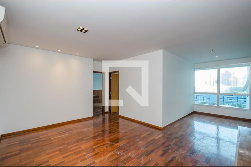 Foto 1 de Apartamento com 2 Quartos para alugar, 94m² em Belvedere, Belo Horizonte