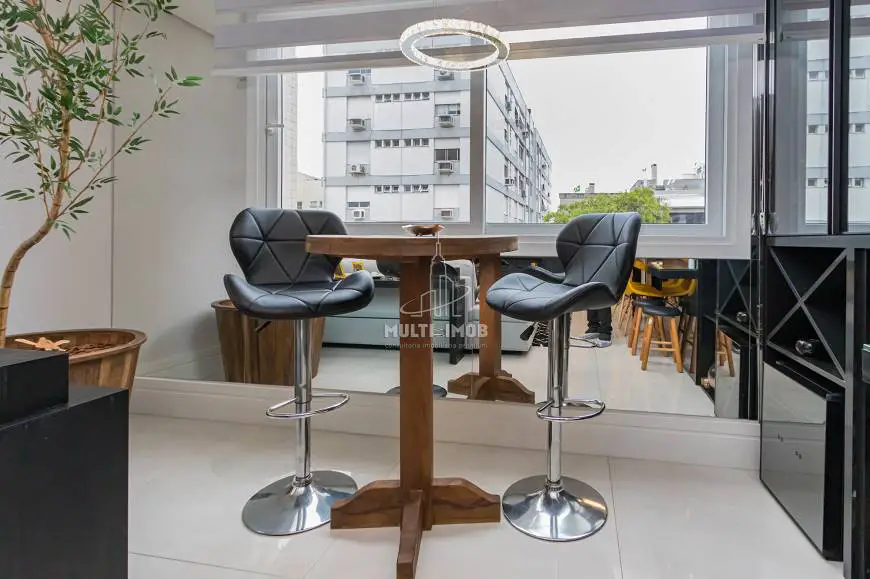 Foto 2 de Apartamento com 2 Quartos à venda, 80m² em Bom Fim, Porto Alegre