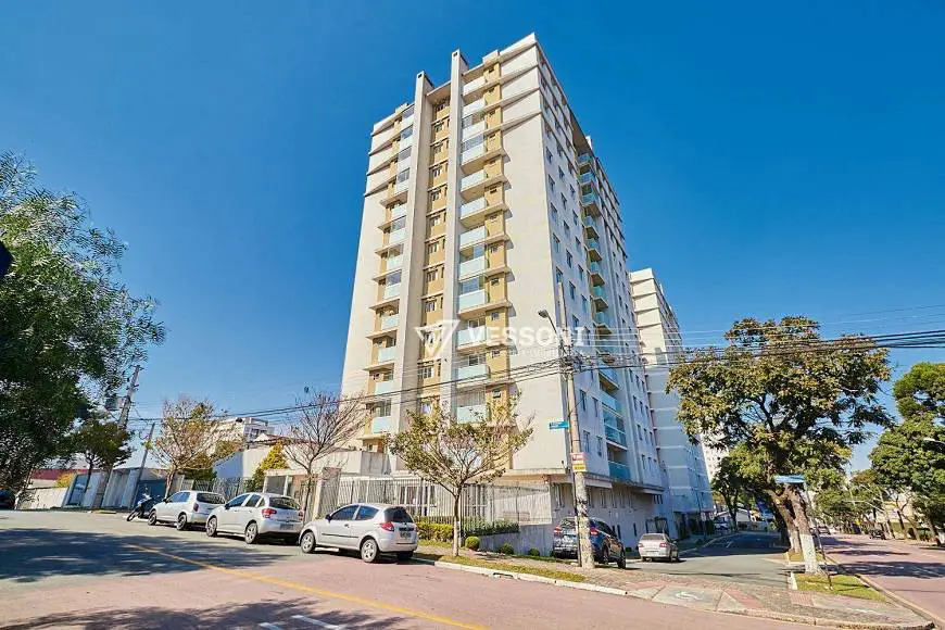 Foto 1 de Apartamento com 2 Quartos à venda, 67m² em Capão Raso, Curitiba
