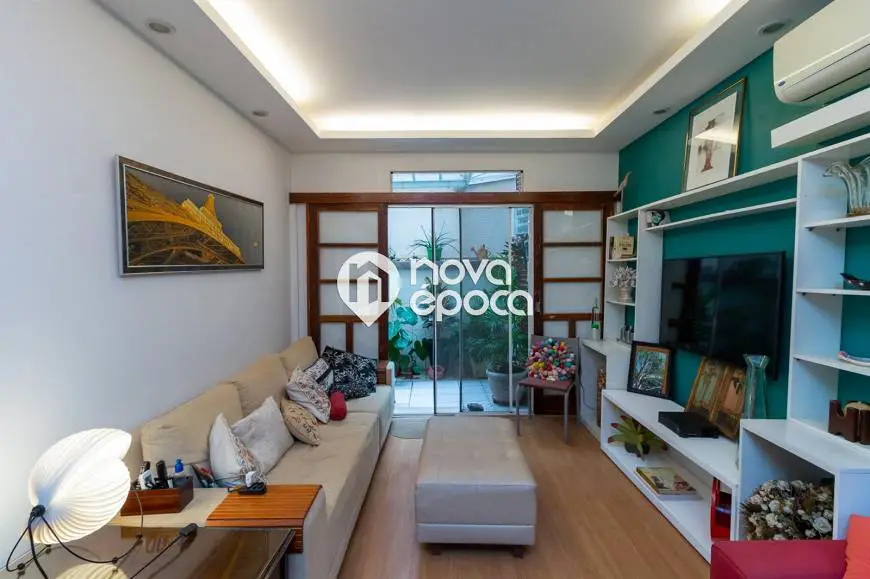 Foto 4 de Apartamento com 2 Quartos à venda, 75m² em Humaitá, Rio de Janeiro