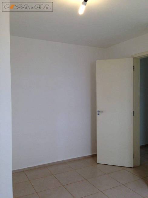 Foto 2 de Apartamento com 2 Quartos à venda, 45m² em Jardim Contorno, Bauru