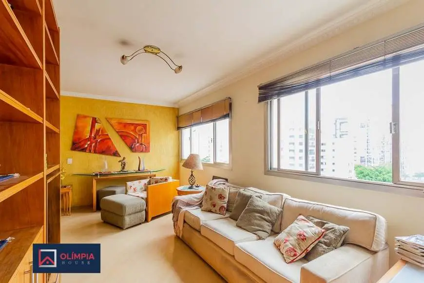 Foto 2 de Apartamento com 2 Quartos para alugar, 81m² em Moema, São Paulo