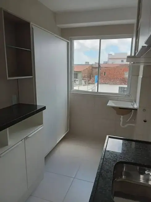 Foto 5 de Apartamento com 2 Quartos à venda, 50m² em Montese, Fortaleza