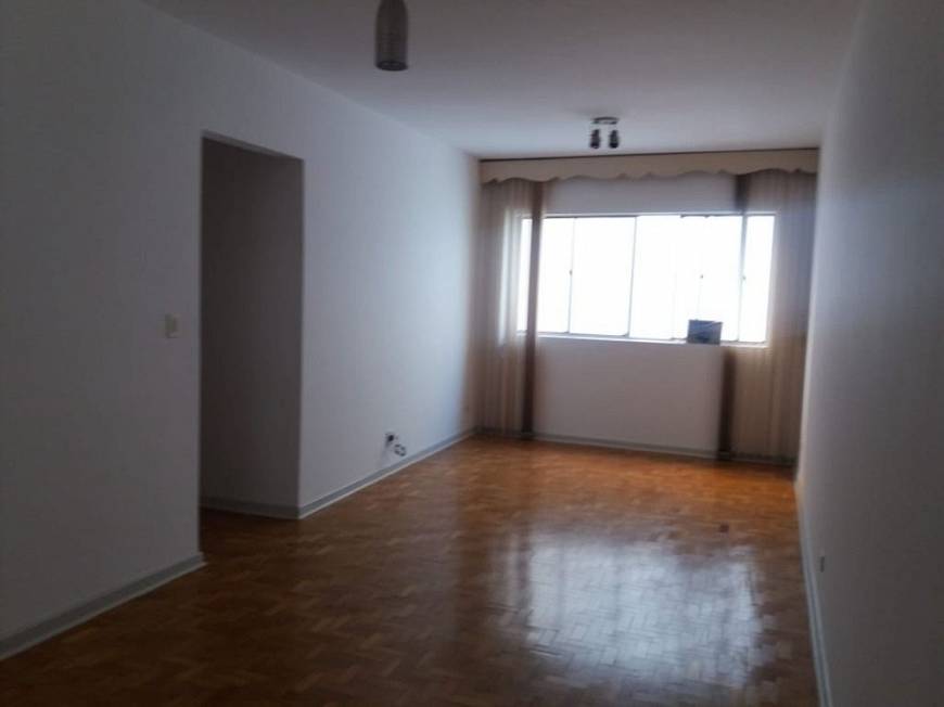 Foto 1 de Apartamento com 2 Quartos para alugar, 75m² em Santo Antônio, São Caetano do Sul