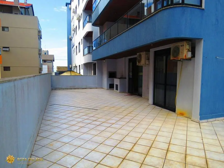 Foto 4 de Apartamento com 3 Quartos à venda, 100m² em Bombas, Bombinhas