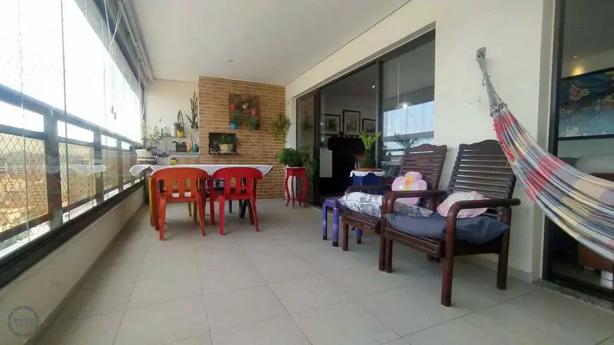 Foto 3 de Apartamento com 3 Quartos à venda, 132m² em Ponta da Praia, Santos