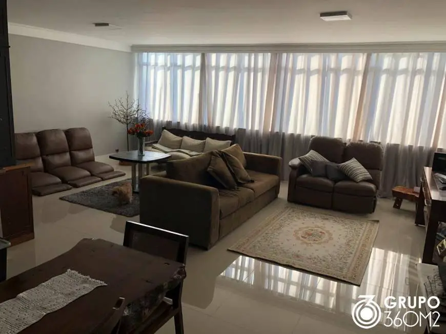 Foto 2 de Apartamento com 3 Quartos à venda, 230m² em Santo Antônio, São Caetano do Sul