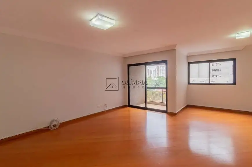 Foto 1 de Apartamento com 3 Quartos para alugar, 125m² em Vila Olímpia, São Paulo