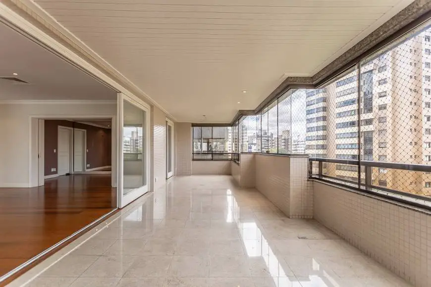 Foto 1 de Apartamento com 4 Quartos à venda, 333m² em Bela Vista, Porto Alegre