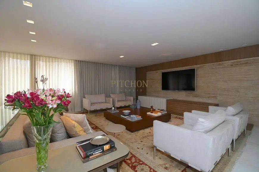 Foto 1 de Apartamento com 4 Quartos à venda, 260m² em Lourdes, Belo Horizonte