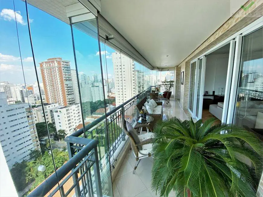 Foto 1 de Apartamento com 4 Quartos à venda, 236m² em Perdizes, São Paulo