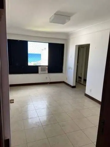 Foto 3 de Apartamento com 4 Quartos à venda, 220m² em Pituba, Salvador