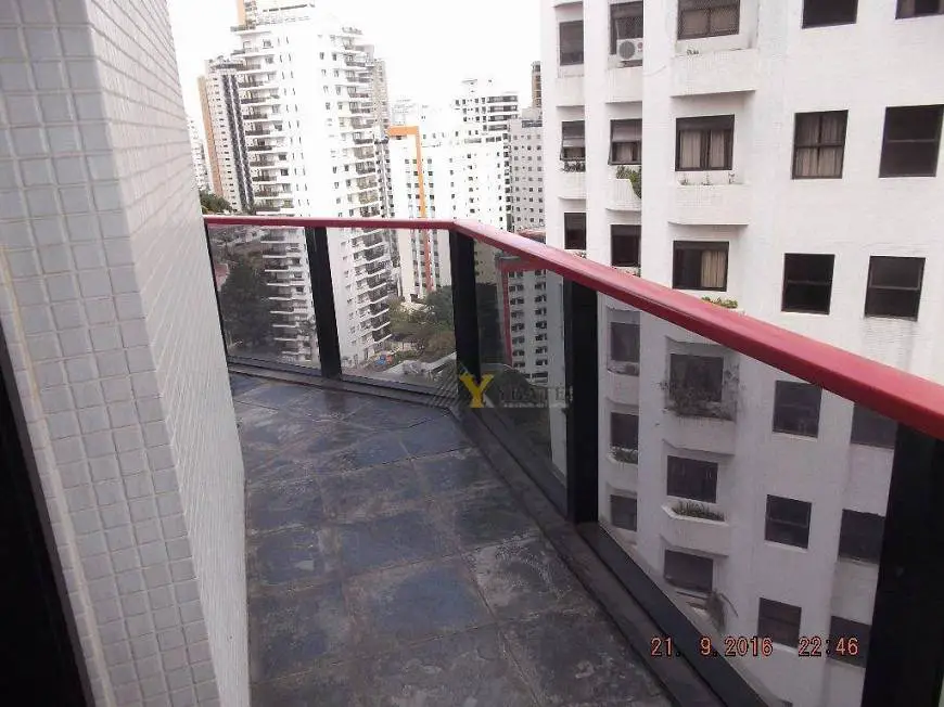 Foto 1 de Apartamento com 4 Quartos para venda ou aluguel, 210m² em Santana, São Paulo