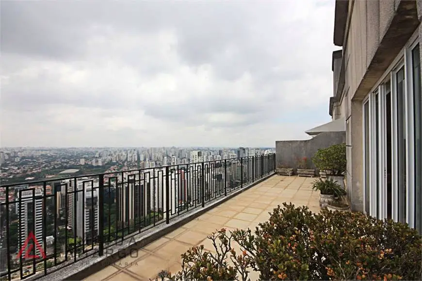 Foto 1 de Apartamento com 5 Quartos à venda, 533m² em Cidade Jardim, São Paulo