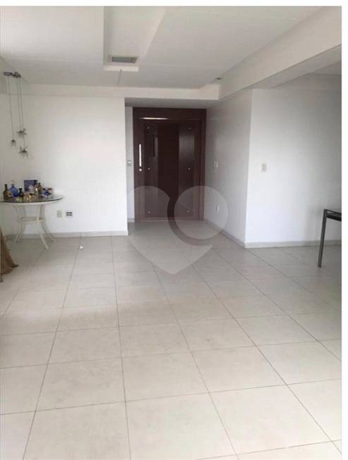 Foto 2 de Apartamento com 5 Quartos à venda, 203m² em Manaíra, João Pessoa