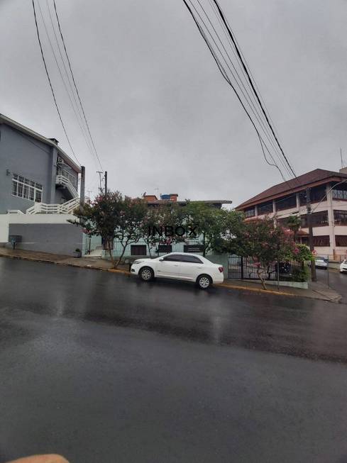 Foto 3 de Casa com 3 Quartos para alugar, 140m² em Botafogo, Bento Gonçalves