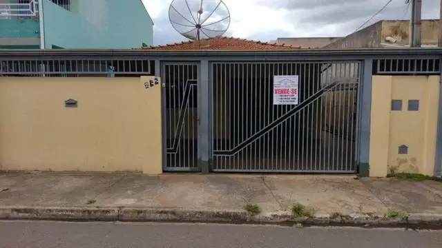Foto 1 de Casa com 3 Quartos à venda, 180m² em Parque Dona Esther, Cosmópolis
