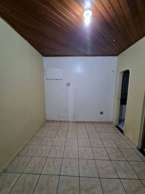 Foto 4 de Casa com 3 Quartos à venda, 160m² em Planalto, Manaus