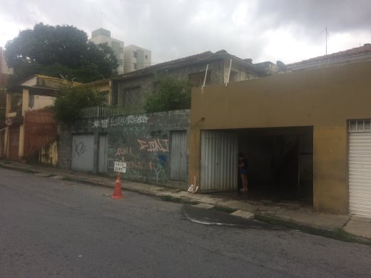 Foto 1 de Casa com 3 Quartos à venda, 470m² em Santa Efigênia, Belo Horizonte