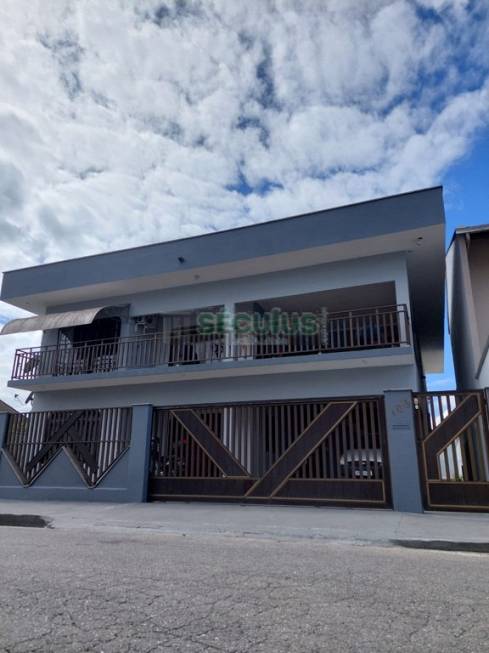 Foto 1 de Casa com 3 Quartos à venda, 260m² em Vila Lalau, Jaraguá do Sul