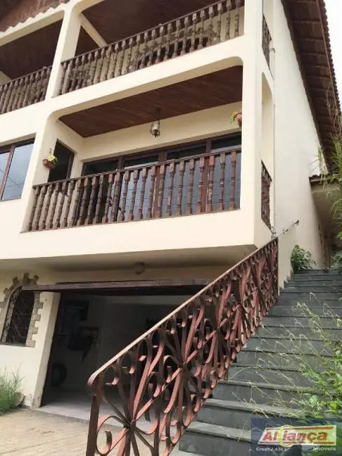 Foto 3 de Casa com 3 Quartos para alugar, 346m² em Vila Rosalia, Guarulhos