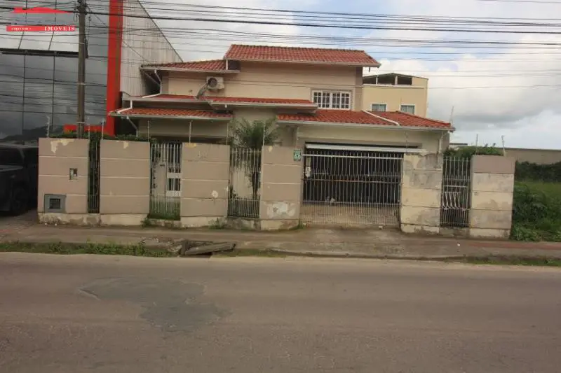 Foto 1 de Casa com 4 Quartos à venda, 230m² em Jardim Das Palmeiras, Palhoça