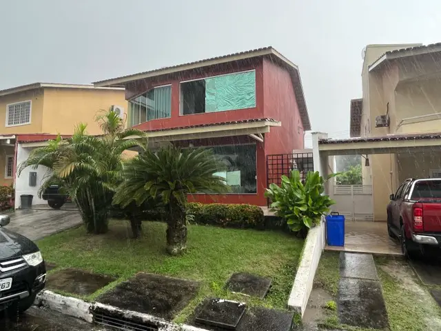 Foto 1 de Casa de Condomínio com 3 Quartos à venda, 280m² em Flores, Manaus