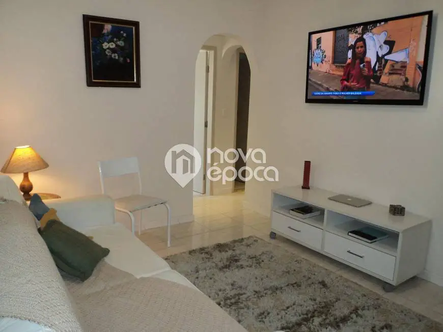 Foto 1 de Apartamento com 2 Quartos à venda, 62m² em Centro, Rio de Janeiro