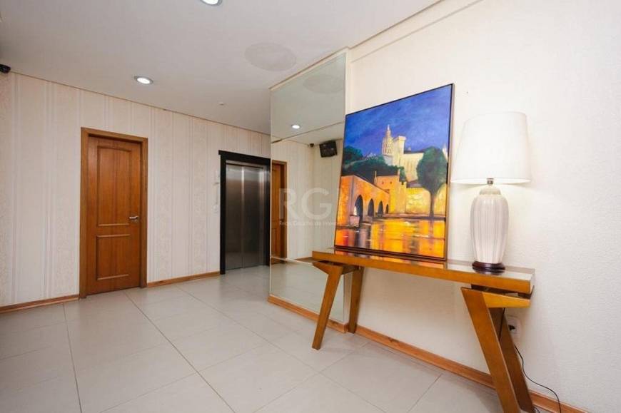 Foto 4 de Apartamento com 2 Quartos à venda, 112m² em Mont' Serrat, Porto Alegre
