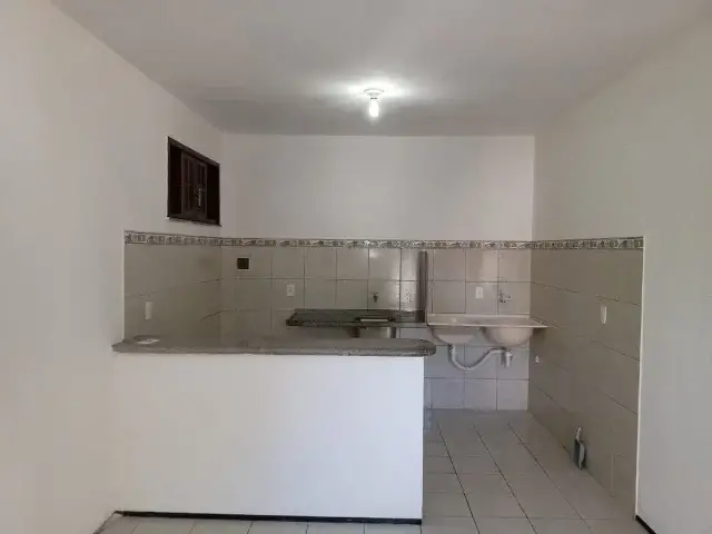 Foto 3 de Apartamento com 2 Quartos para alugar, 48m² em Parquelândia, Fortaleza