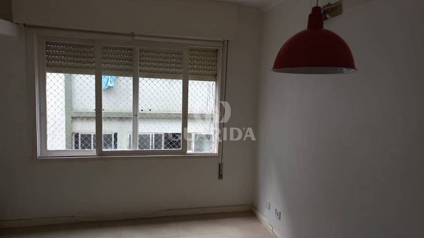 Foto 4 de Apartamento com 2 Quartos à venda, 62m² em Rio Branco, Porto Alegre