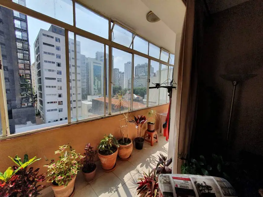 Foto 1 de Apartamento com 2 Quartos à venda, 68m² em Vila Buarque, São Paulo