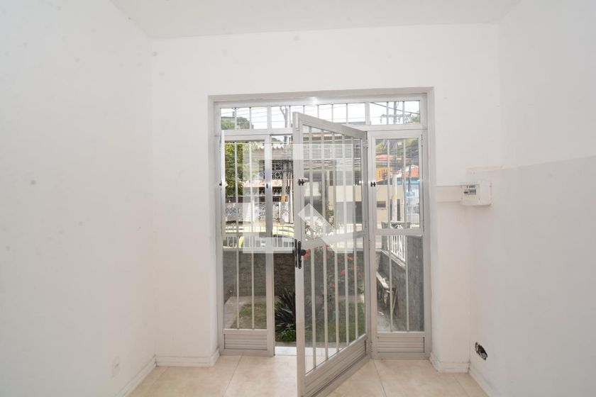 Foto 5 de Apartamento com 2 Quartos para alugar, 73m² em  Vila Valqueire, Rio de Janeiro