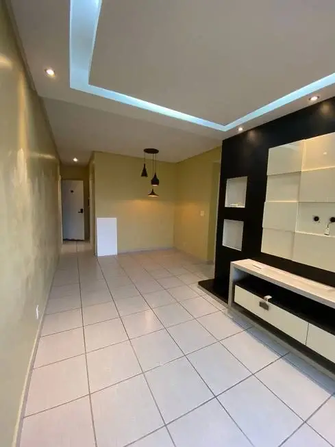 Foto 2 de Apartamento com 3 Quartos para alugar, 80m² em Flores, Manaus