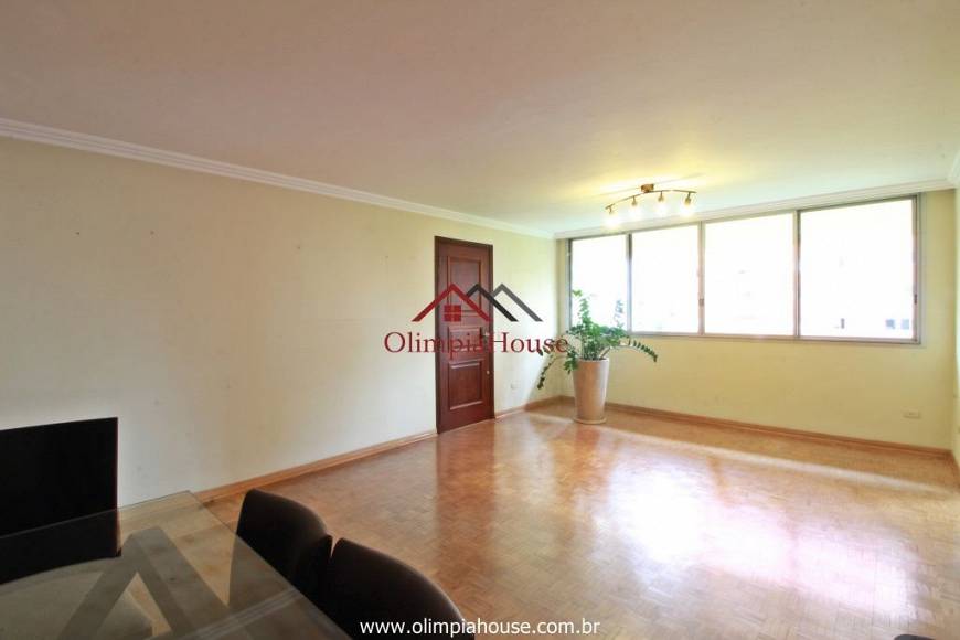 Foto 2 de Apartamento com 3 Quartos para alugar, 138m² em Itaim Bibi, São Paulo